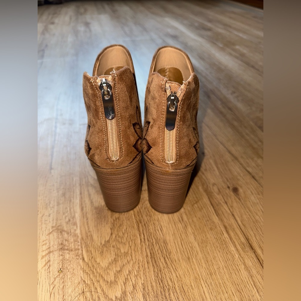 Custom Hand Burned Ankle Boots - Picture 4 of 7
